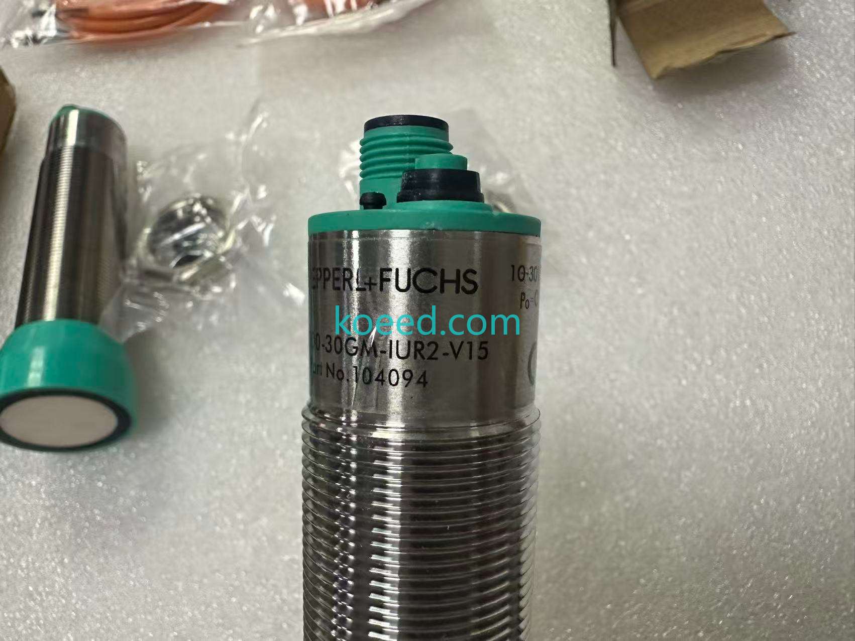 UC4000-30GM-IUR2-V15 104094 - Product View